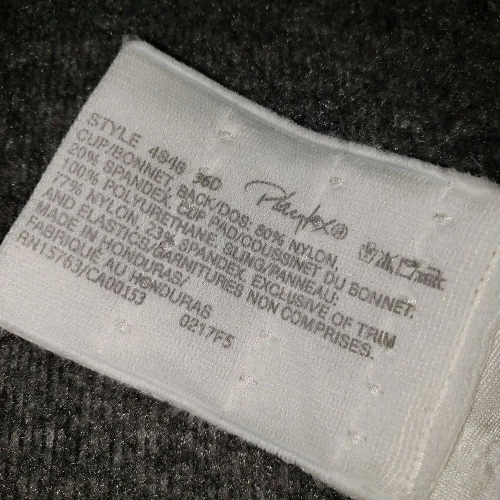 NWOT  Playtex Modesty concealers 3 hook bra